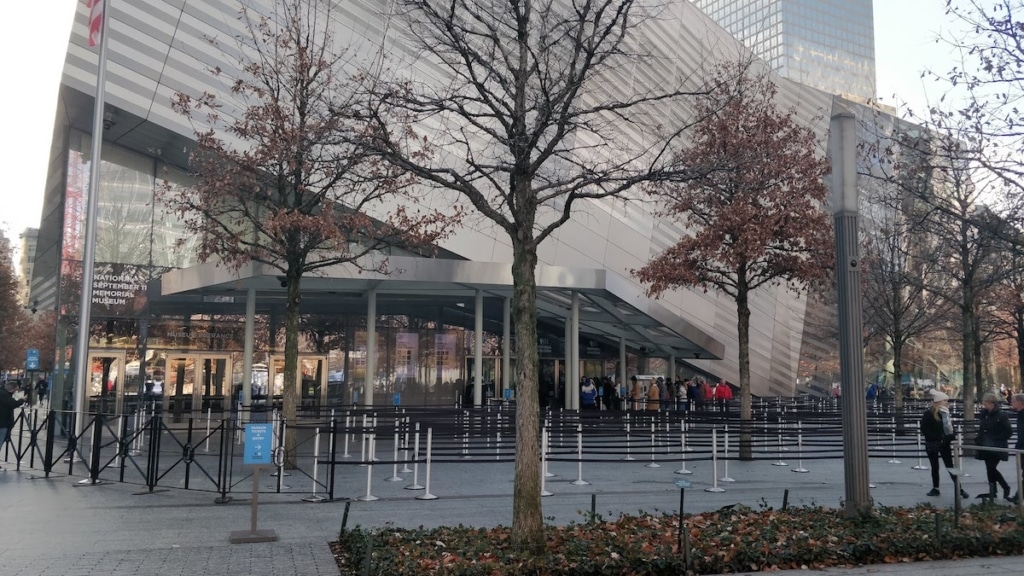 Entrée extérieure du musée du 11 septembre à New York