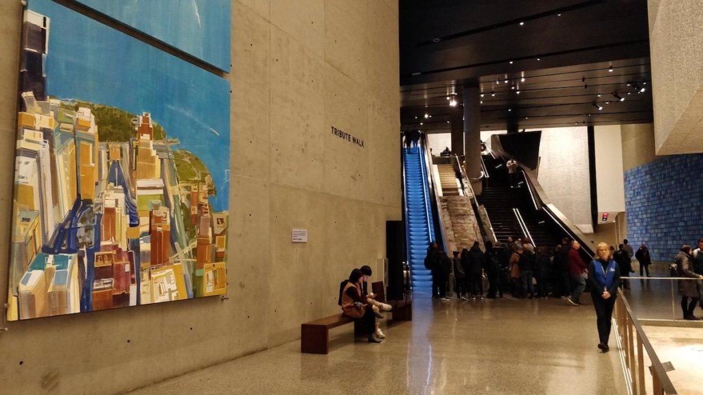 Escalier des survivants situé dans le Musée du 11 septembre à New York