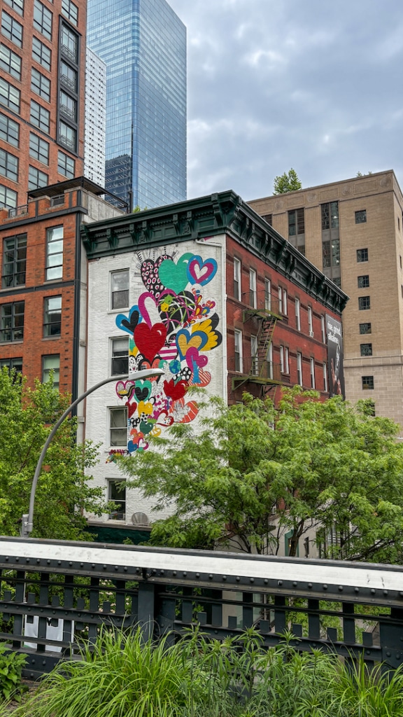 Fresque artistique au bord de la High Line