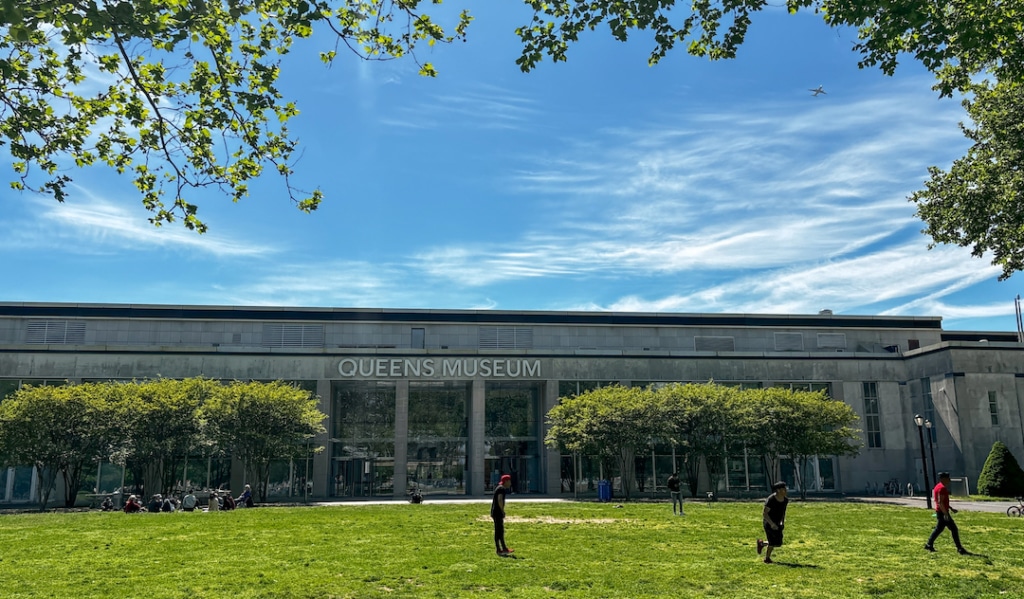 Extérieur du Queens Museum à New York