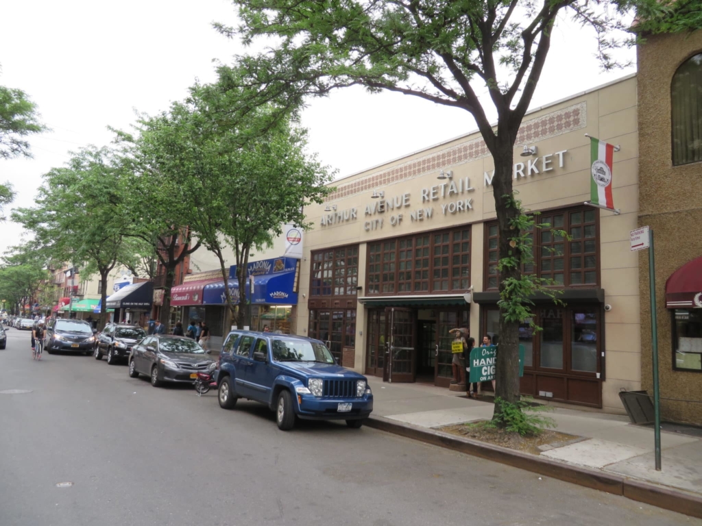 Arthur Avenue Retail Market : le marché italien de New York