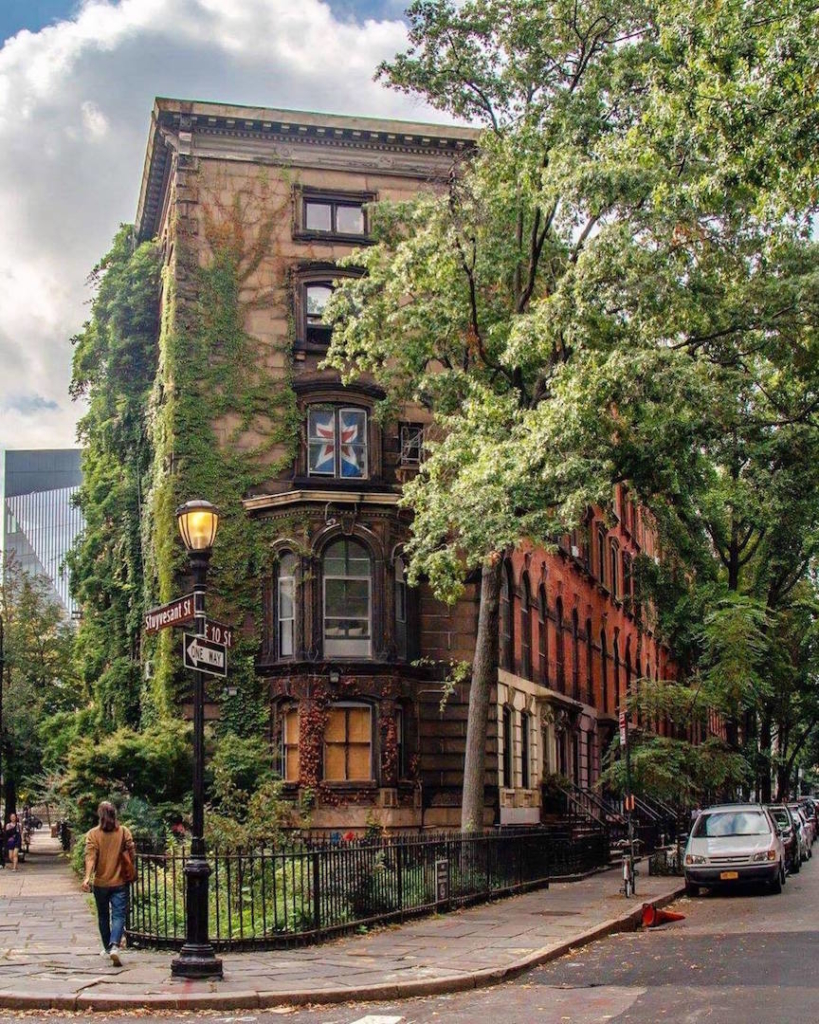 Croisement des rues 10th St et Stuyvesant Street