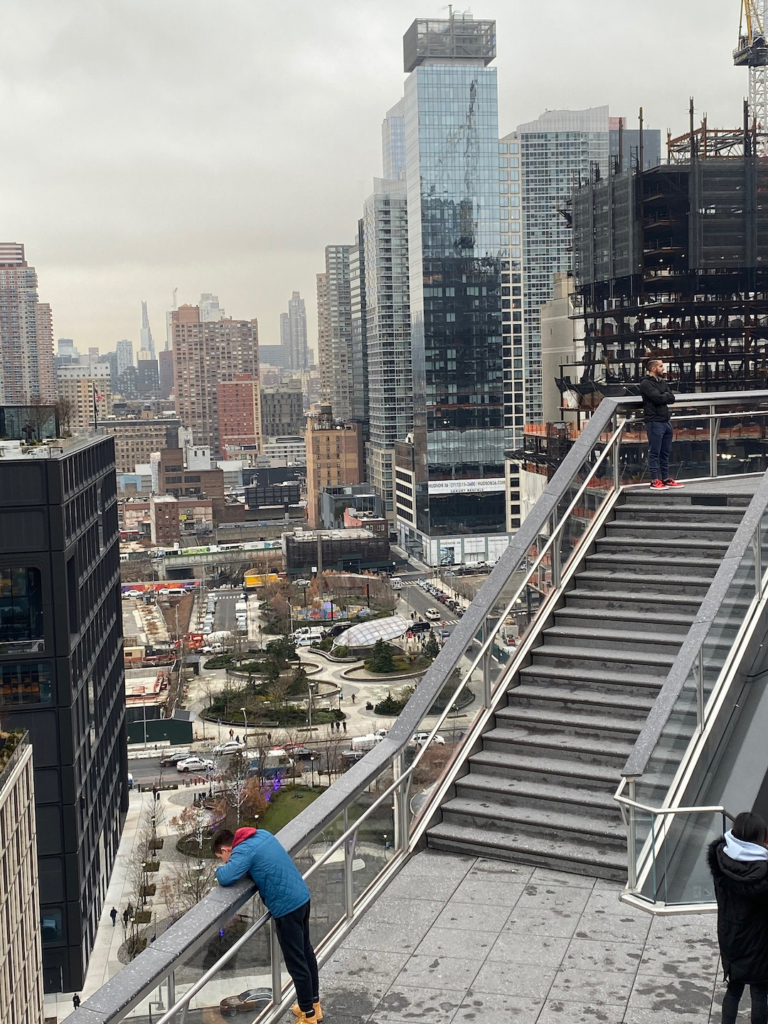 Vue du quartier Hudson Yards depuis The Vessel à New York