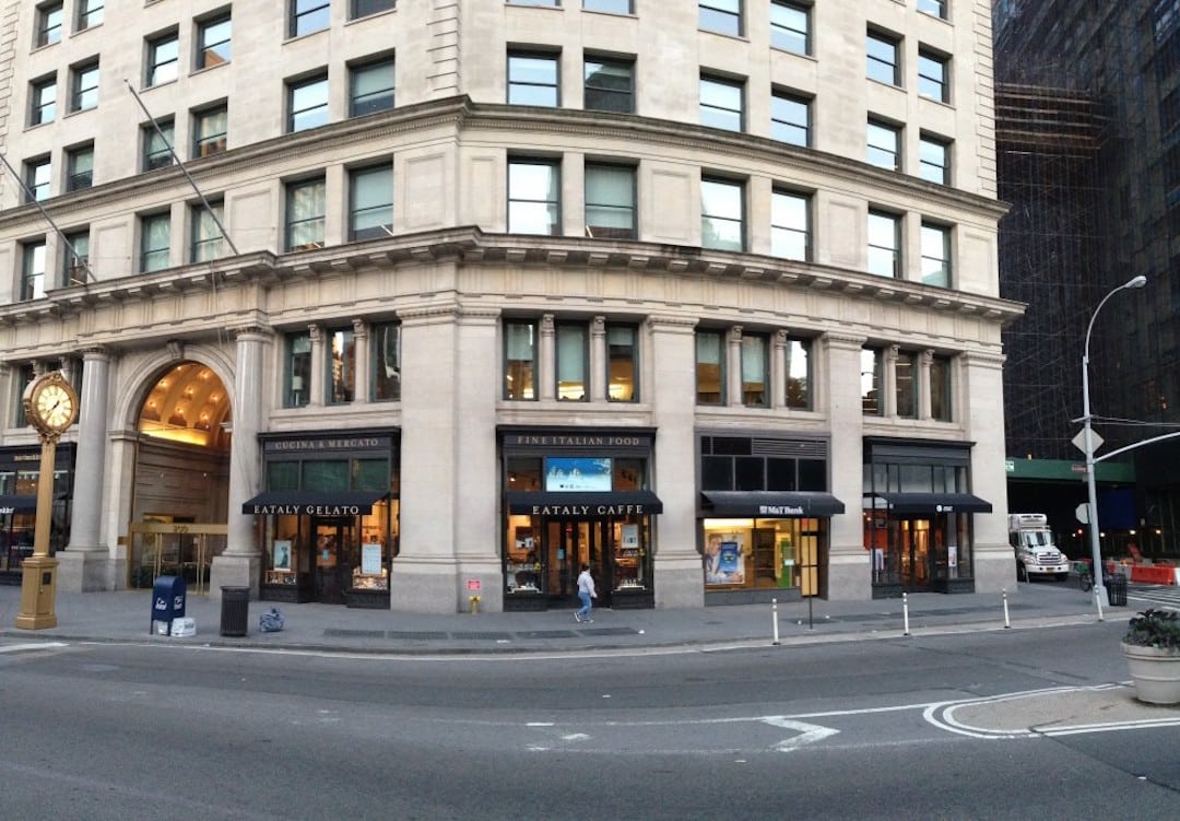 Extérieur de Eataly à New York