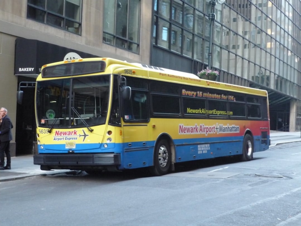 Newark Express Bus