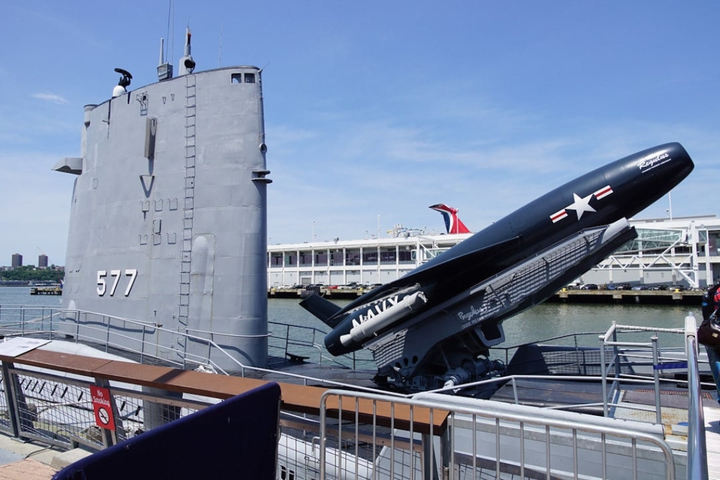 Sous-marin Growler au musée Intrepid Sea, Air and Space Museum à New York