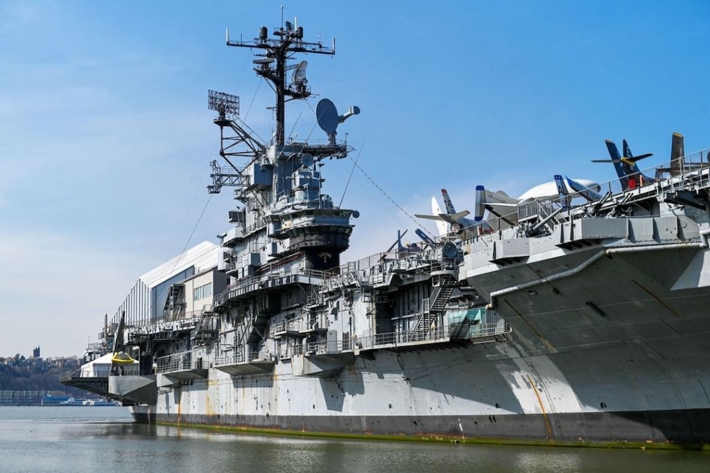 Porte-avion où se situe le musée de l'Intrepid Sea, Air and Space.