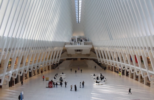 Intérieur de l'Oculus à New York