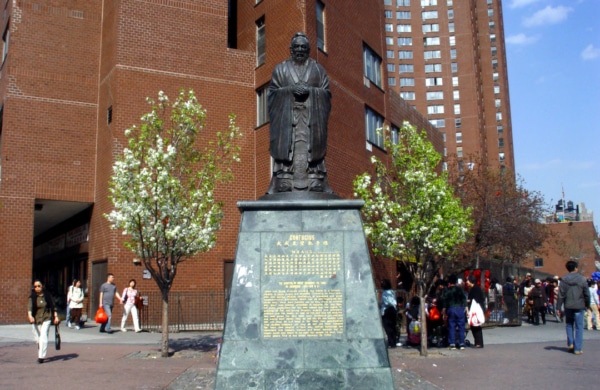 Statue de Confucius à New York