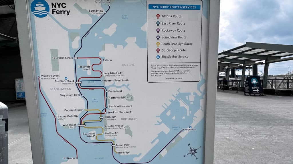 Carte avec lignes du NYC Ferry